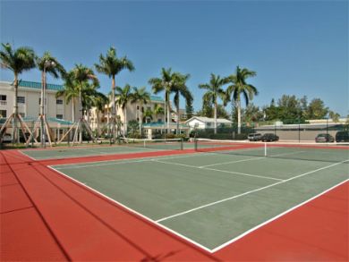 Communal tennis courts Communal tennis courts